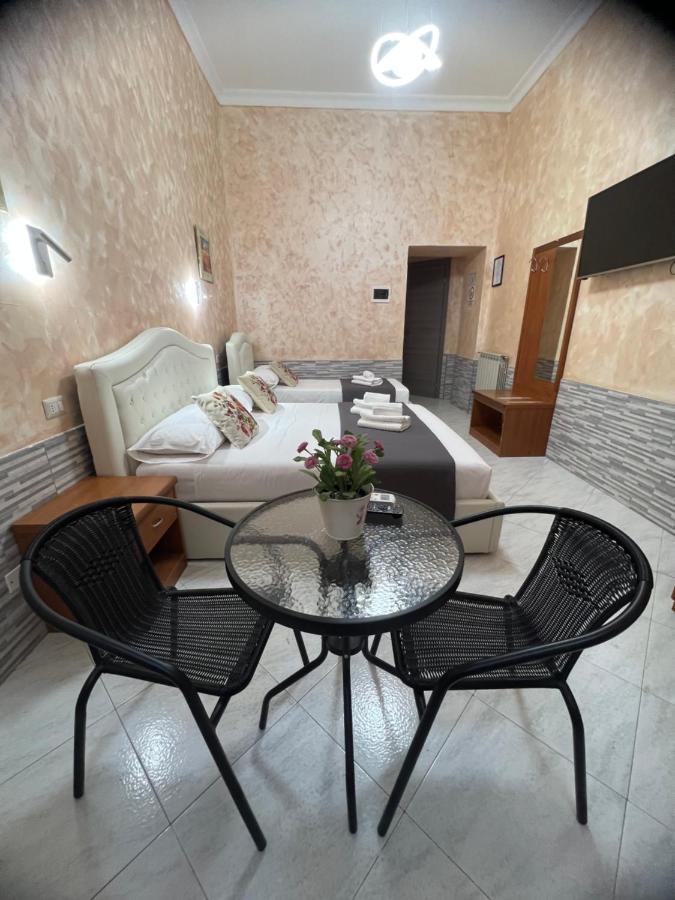 Relax On 2 - Guesthouse Рим Екстериор снимка