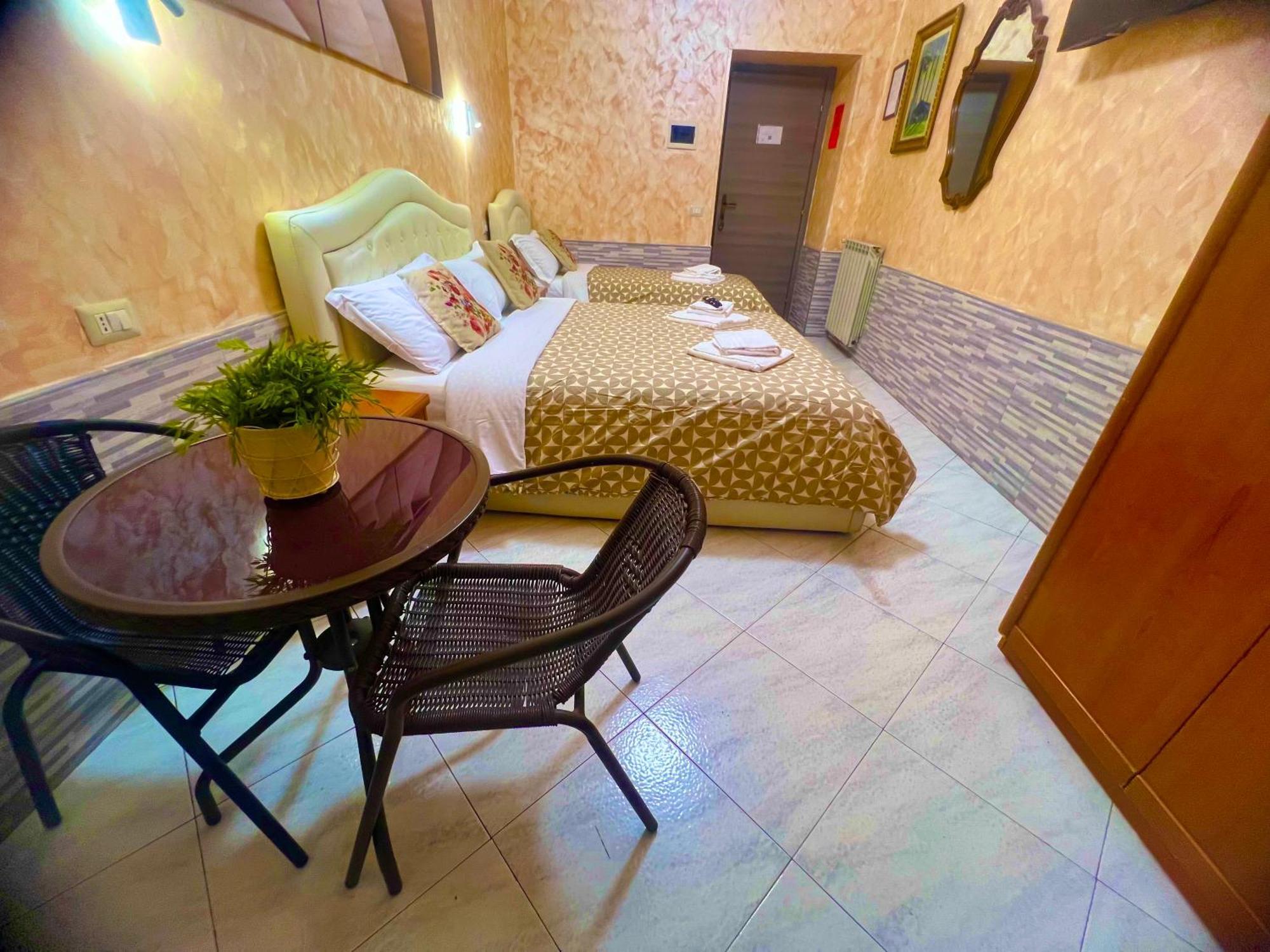 Relax On 2 - Guesthouse Рим Екстериор снимка